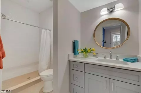 32 Coppergate Dr, Basking Ridge, NJ 07920 photo 35