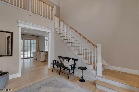 32 Coppergate Dr, Basking Ridge, NJ 07920 photo 3