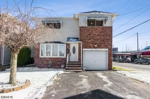719 W Blancke St, Linden, NJ 07036