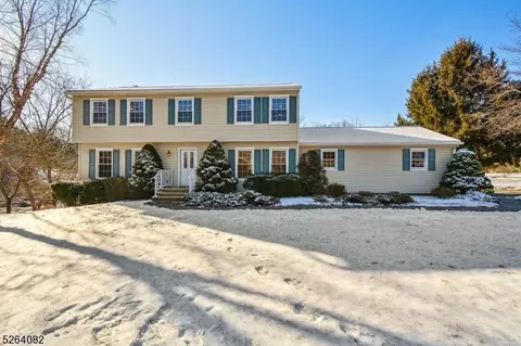 1 Homestead Rd, Somerville, NJ 08876