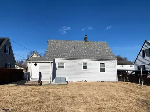 11 Smith Ave, Wanaque Boro, NJ 07420 photo 3