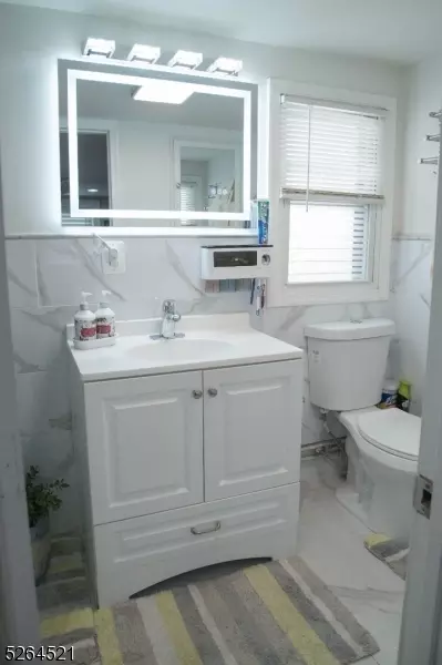 236 Wallington Ave, Wallington, NJ 07057 photo 21