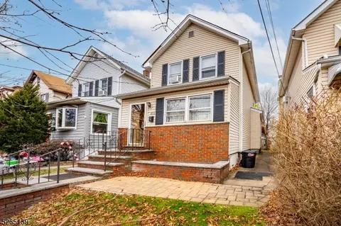 413 Faitoute Ave, Roselle Park, NJ 07204