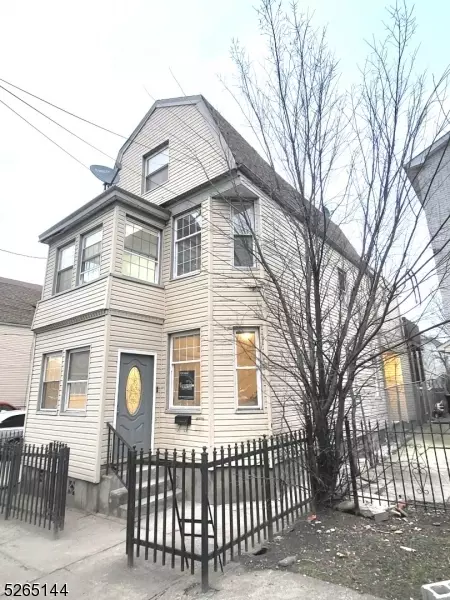 16 Fairmount Ave, Newark, NJ 07107