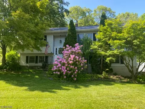 15 Cobb Rd, Parsippany-troy Hills Twp, NJ 07834
