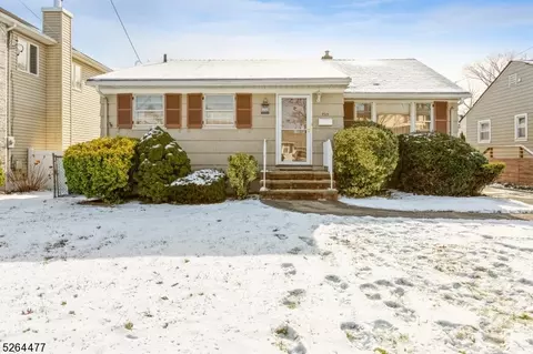 723 Richfield Ave, Kenilworth, NJ 07033