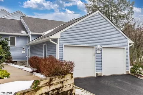 11 Davey Dr, West Orange, NJ 07052