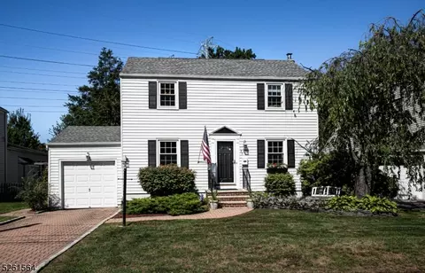 87 Renner Ave, Bloomfield, NJ 07003