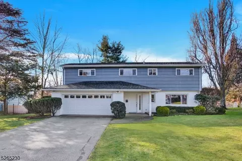 5 Balston Dr, Verona, NJ 07044