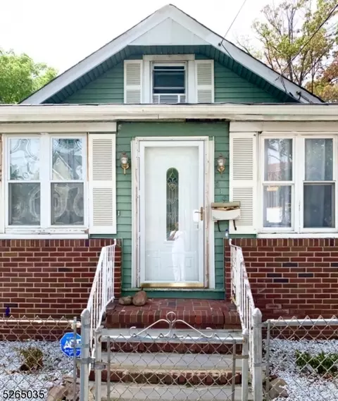 336 Russell St, Union Twp, NJ 07088