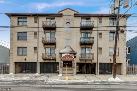 45-51 Gotthardt St #B-4, Newark, NJ 07105