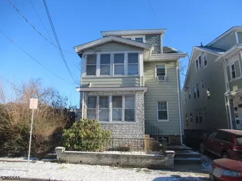 122 Hobson St, Newark, NJ 07112