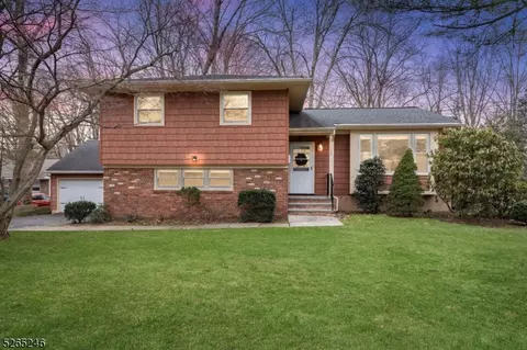 173 Maple St, New Providence, NJ 07974