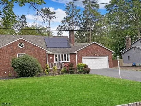 10 Deforest Ave, North Plainfield, NJ 07062
