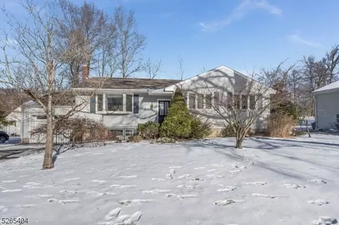 18 Walton Ave, New Providence, NJ 07974