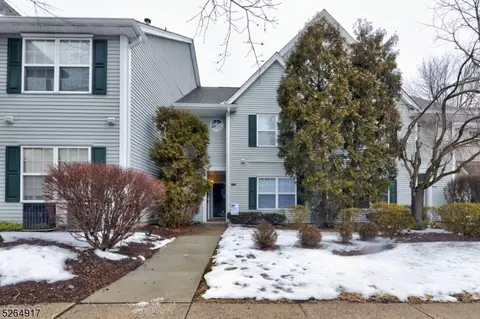 5505 Tudor Dr #5505, Pompton Plains, NJ 07444