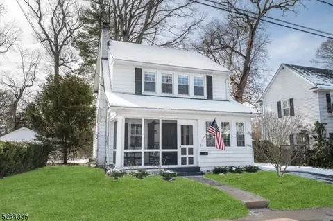 57 Valley View Dr, Morristown, NJ 07960