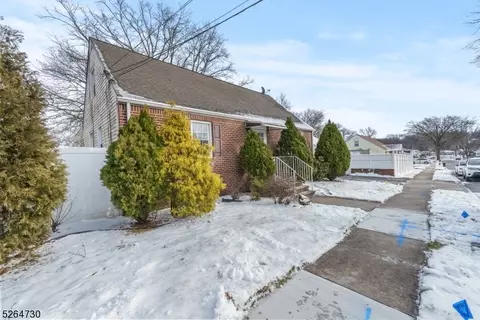 1085 Voorhees St, Hillside, NJ 07205