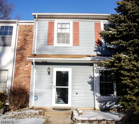 22 Lafayette Ct, North Brunswick Twp, NJ 08902