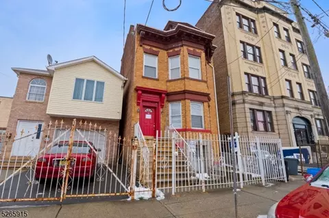 99 Parker St, Newark, NJ 07104