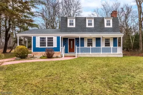 927 Hardwick Rd, Blairstown, NJ 07825