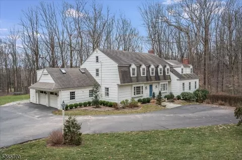 66 Anthony Wayne Rd, Morristown, NJ 07960