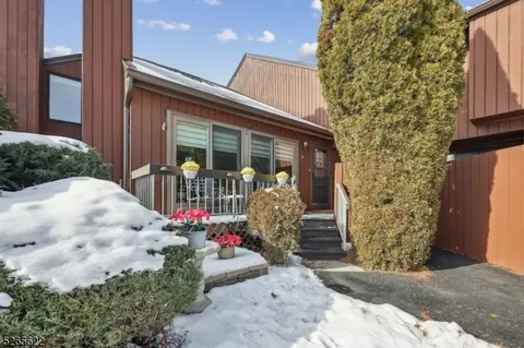 55 Taurus Dr #3D, Hillsborough, NJ 08844