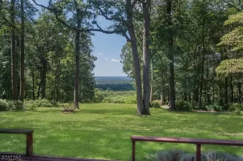 161 Pennbrook Rd, Far Hills Boro, NJ 07931