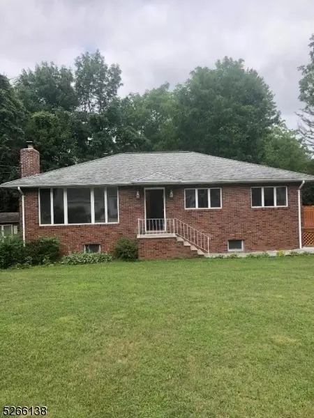 193 Highland Lakes Rd, Vernon Twp, NJ 07422