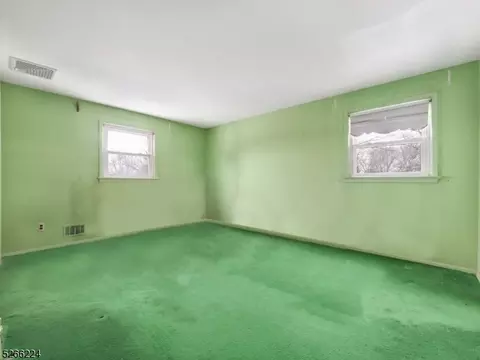 15 Mandon Dr, Wayne, NJ 07470 photo 15