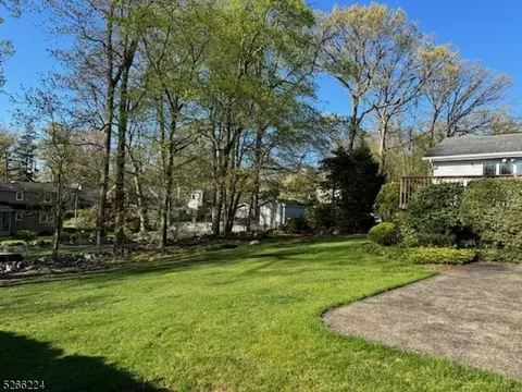 15 Mandon Dr, Wayne, NJ 07470 photo 25