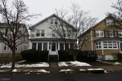 19 Meeker Pl, Millburn, NJ 07041