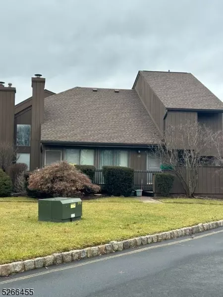 112 Kingsberry Dr, Somerset, NJ 08873