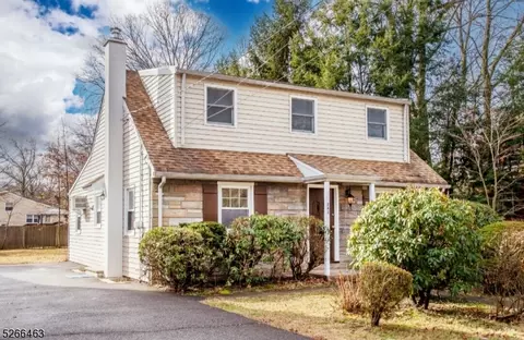 241 Washington Ave, Westwood, NJ 07675