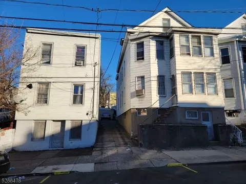 113-115 E 15th St, Paterson, NJ 07524