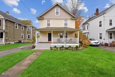 56 W Hanover Ave, Morris Plains, NJ 07950