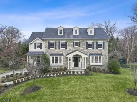 27 Lawrence Rd, Madison, NJ 07940