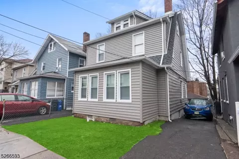 38 Salem St, Newark, NJ 07106