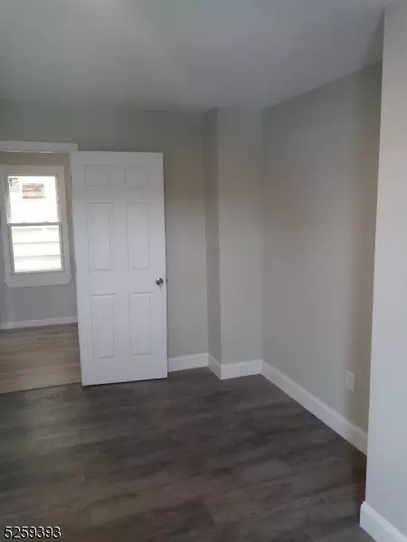 195 Jasper St, Paterson, NJ 07522