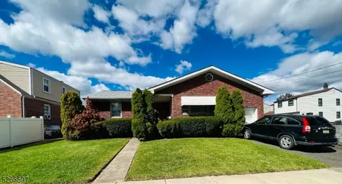 307 4th Ave, Linden, NJ 07036