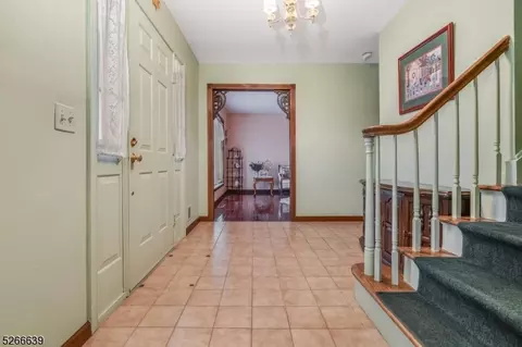 25 Stonebridge Rd, Hampton, NJ 08827 photo 5