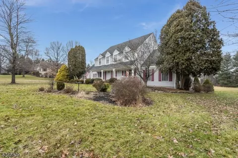 25 Stonebridge Rd, Hampton, NJ 08827 photo 3