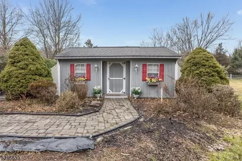 25 Stonebridge Rd, Hampton, NJ 08827 photo 26