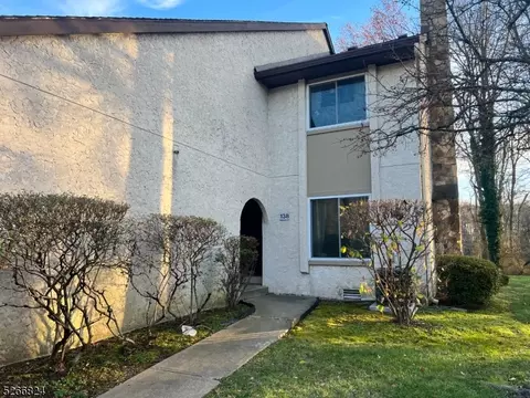 138 Thoreau Dr, Plainsboro, NJ 08536