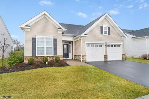 28 Gordon Way, Flanders, NJ 07836