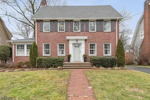 39 Kendal Ave, Maplewood, NJ 07040
