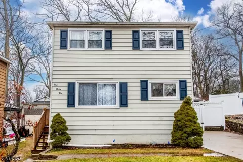 132 Dupont Ave, Hopatcong, NJ 07843