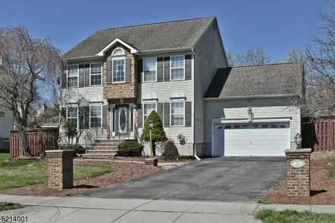 16 Paterson Pl, Newton, NJ 07860