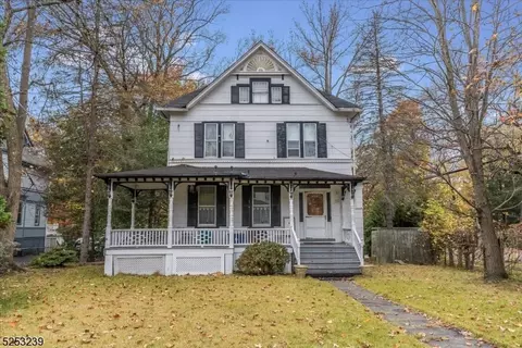 25 Holly St, Cranford, NJ 07016