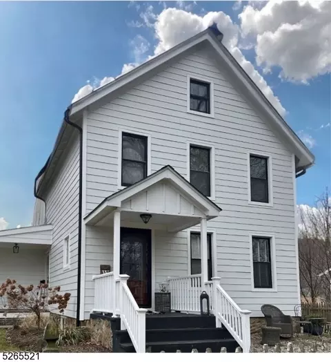 89 Fairview Ave, High Bridge, NJ 08829